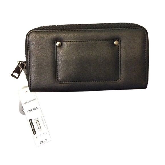 NO Boundaries Zip Around Wallet Black - Picture 1 of 3